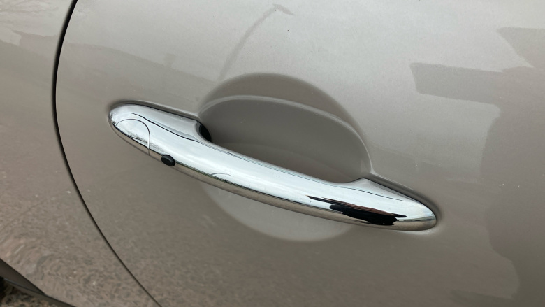 MINI Hatchback 1.5 Cooper Exclusive 3dr Auto Petrol Hatchback